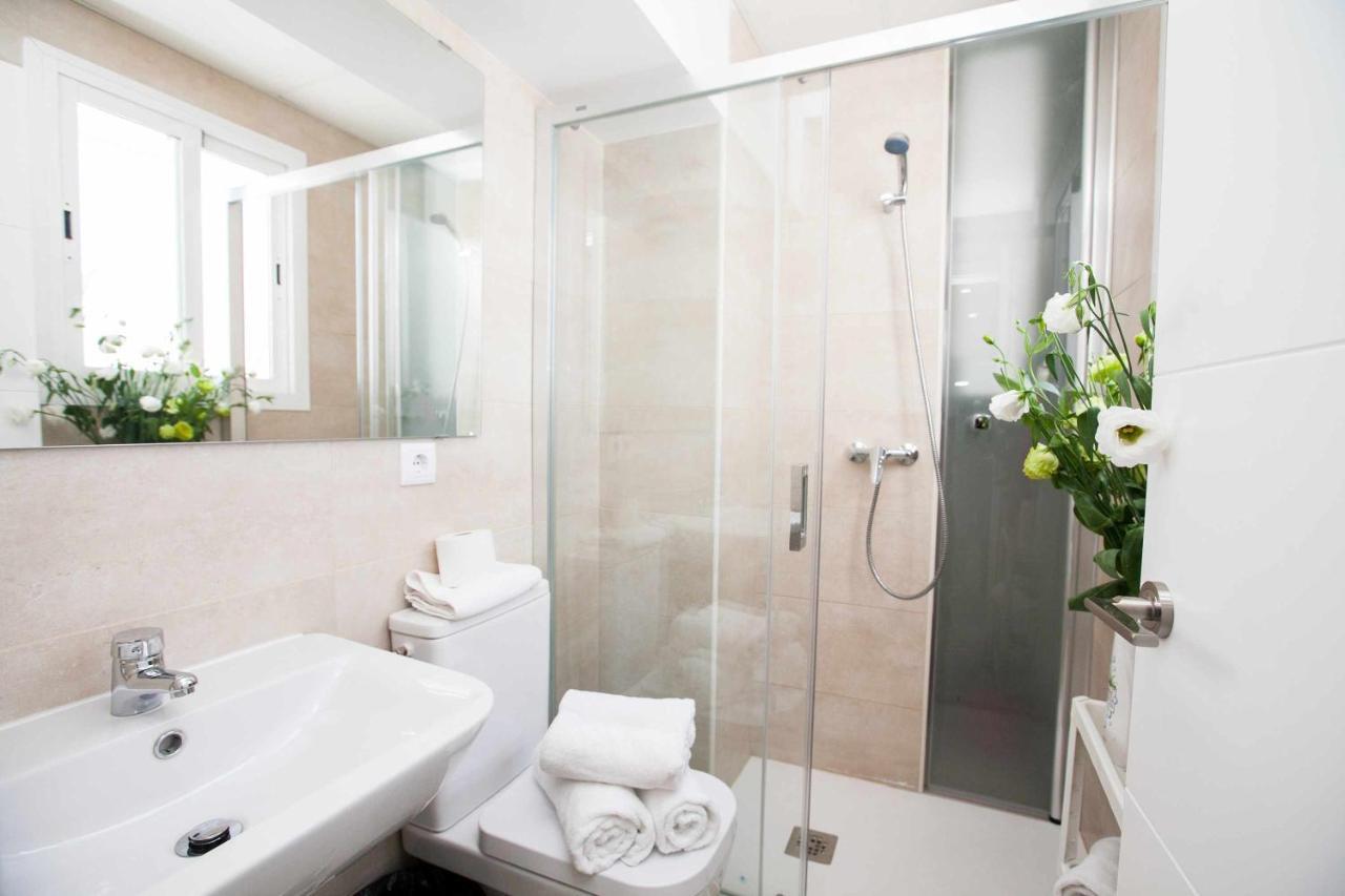 Isg Apartments Adolfo Cuellar 401 Севилья Экстерьер фото